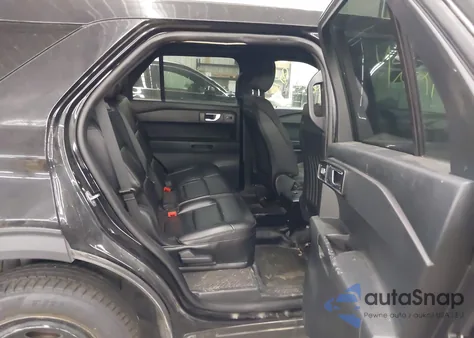 2020 Ford Police Interceptor z USA, uszkodzony, nr VIN 1FM5K8AB2LGC01209